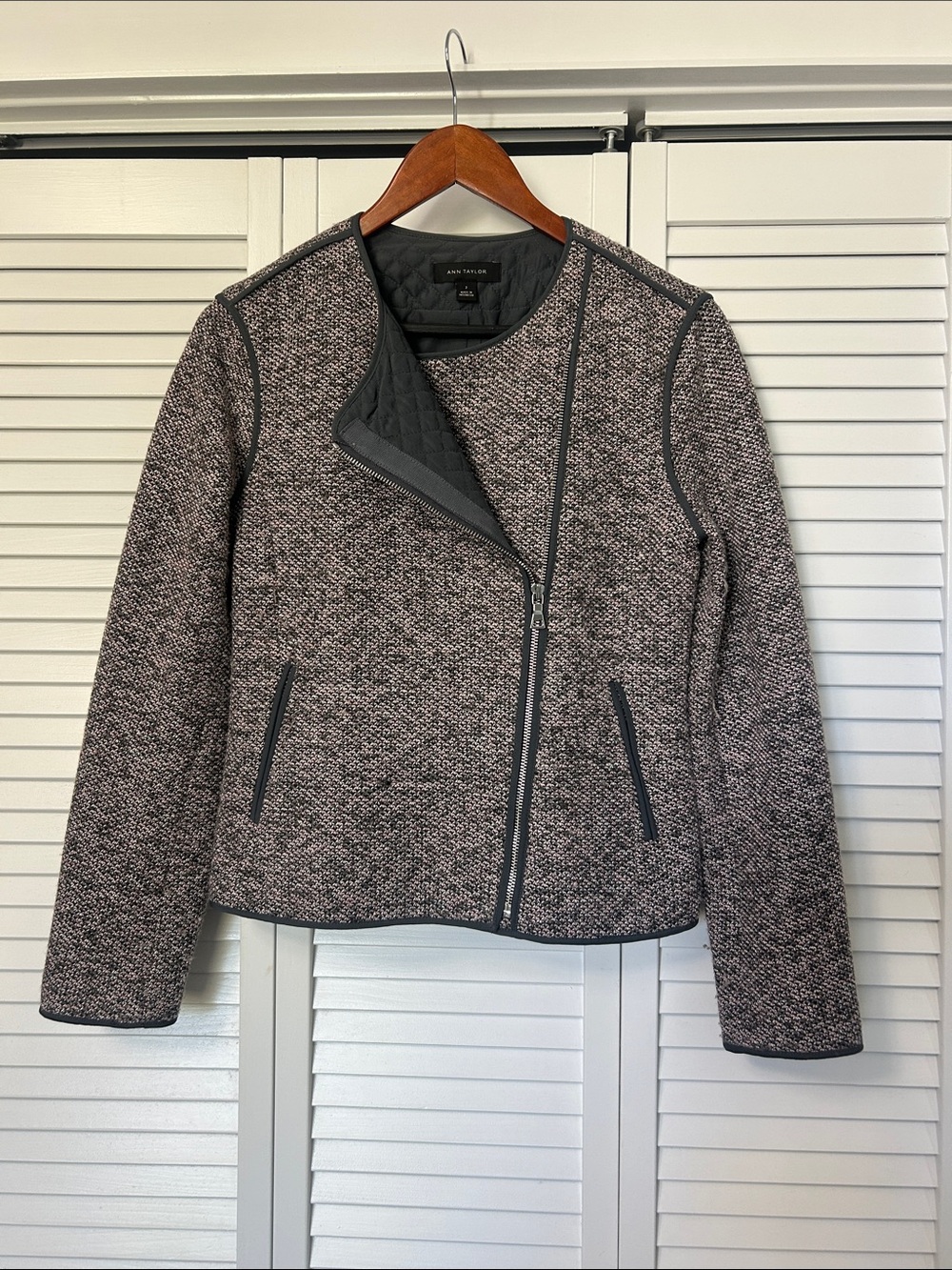 Ann Taylor Gray Tweed Moto-Style Blazer